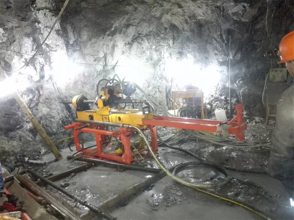 赤峰中色白音诺尔矿业有限公司