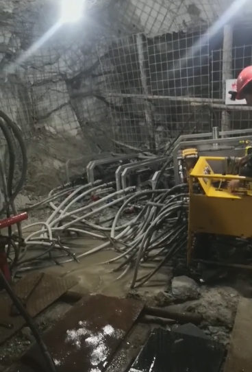 广西拓利矿业有限责任公司拉么锌矿